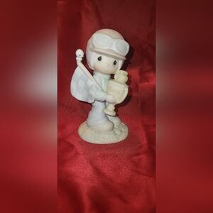 🏁 Precious Moments “Trust In The Lord To The Finish” Figurine (1984, Enesco) 🏆